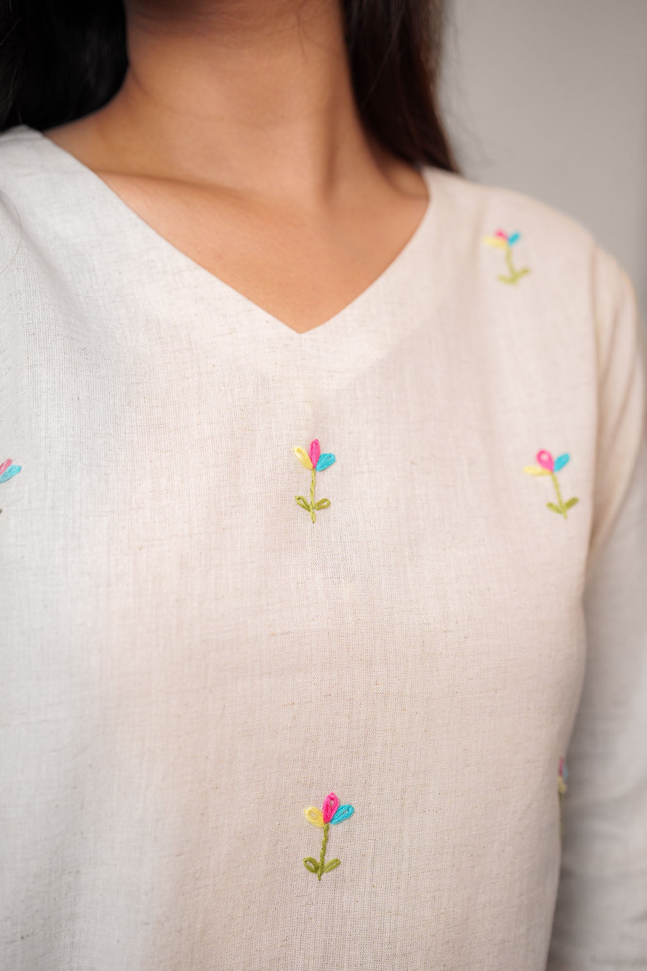 Flex Flower Embroidered Handwork V Neck Tunic Top
