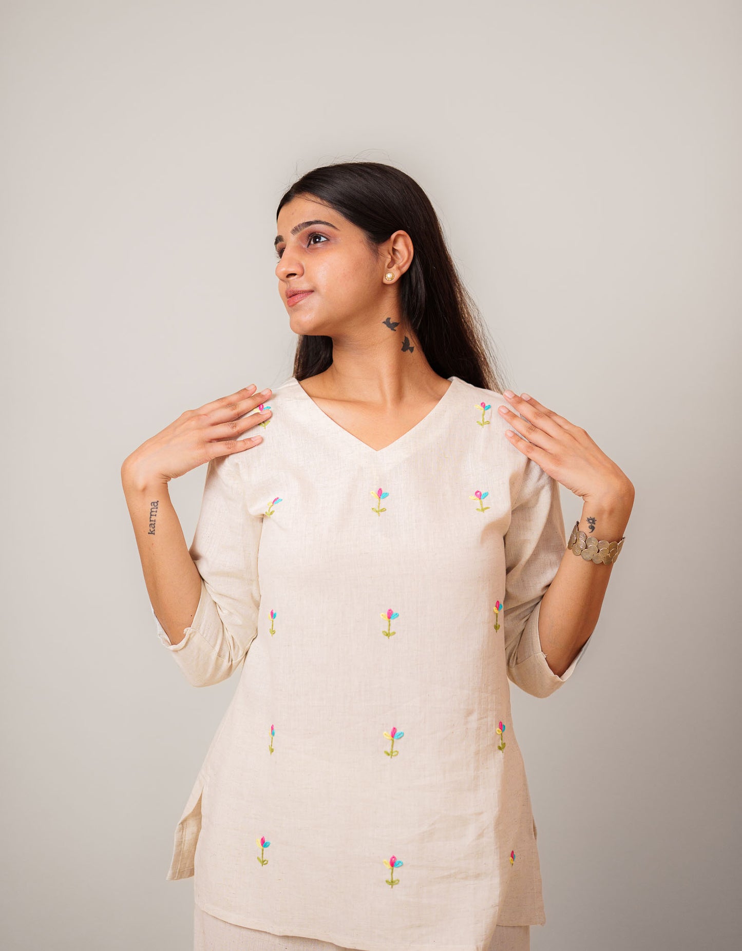 Flex Flower Embroidered Handwork V Neck Tunic Top