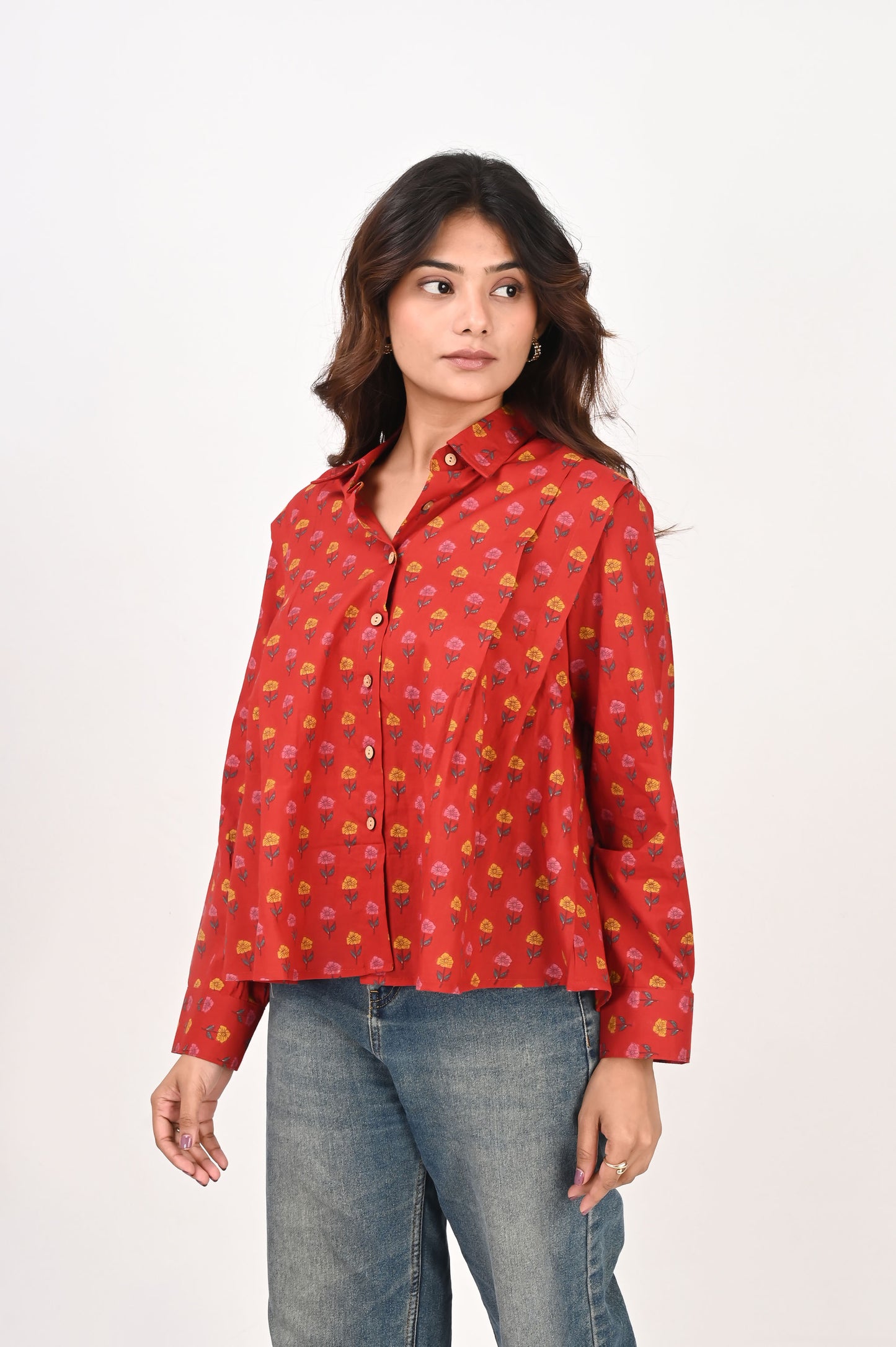 Red Flower Motif Pleated Shirt