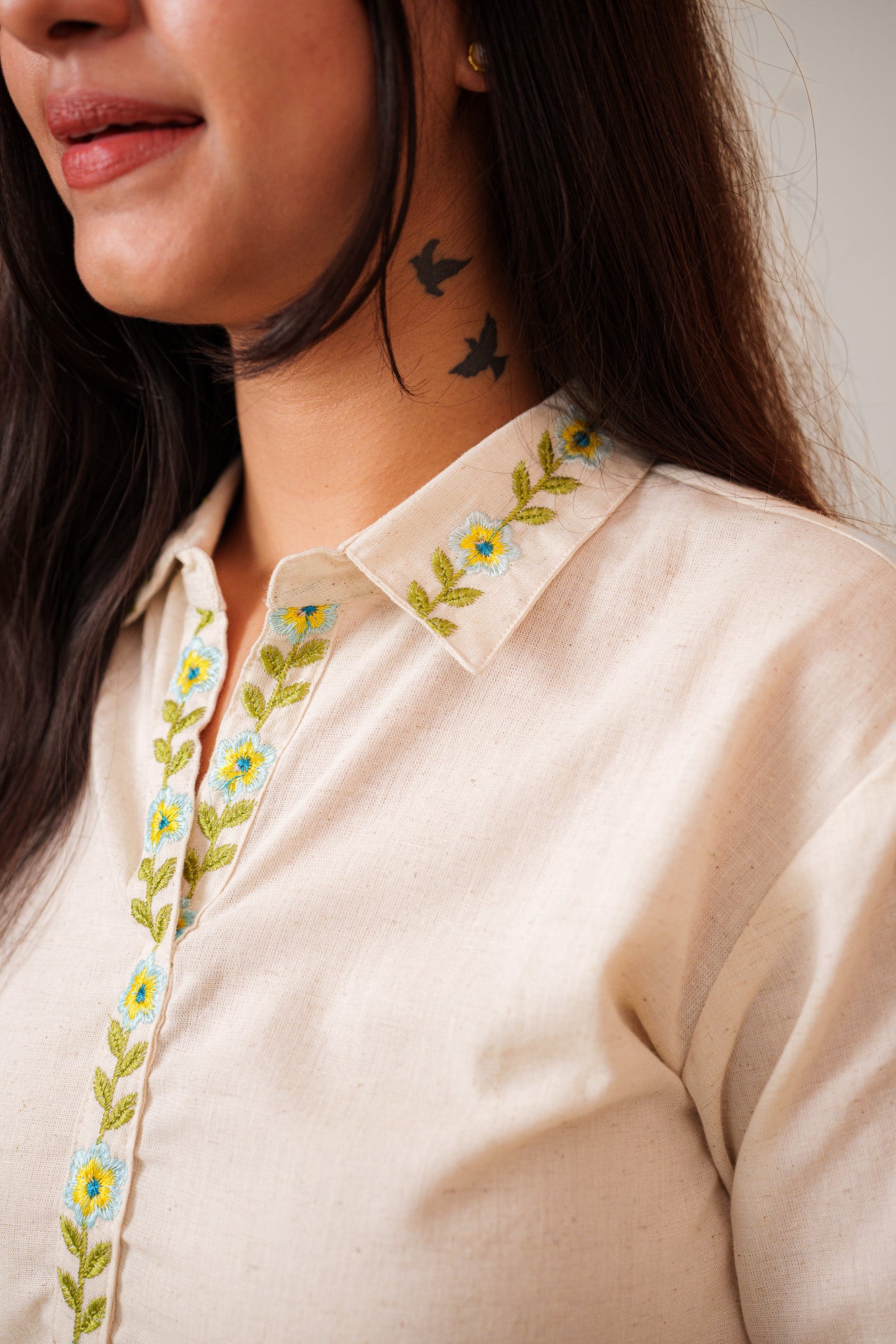 Natural Flex Cotton A-Line Tunic with Collar & Embroidery