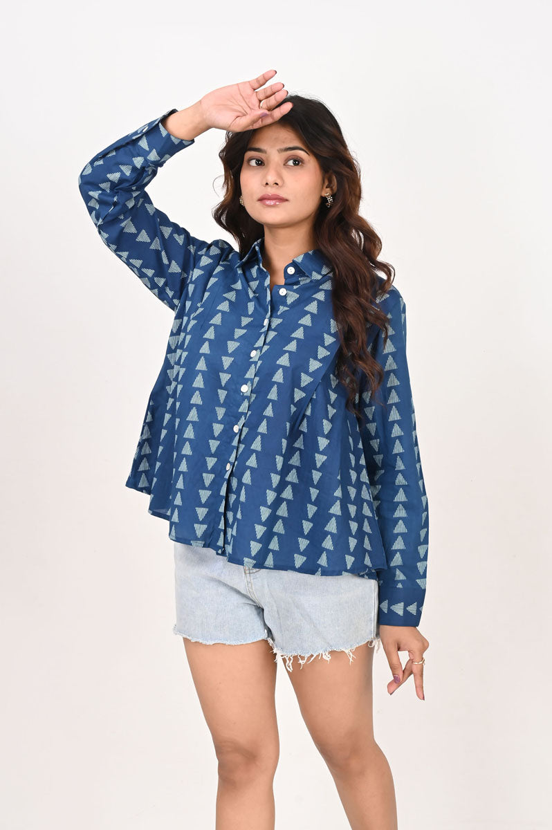 sleeve detail of Blue Geometric Pleated Shirt in cotton with geometric print, women's shirt